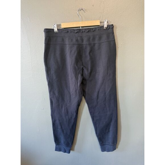 Nike Tech Fleece Joggers Men L Black Sweatpants Tapered Zip Pocket - Picture 2 of 3